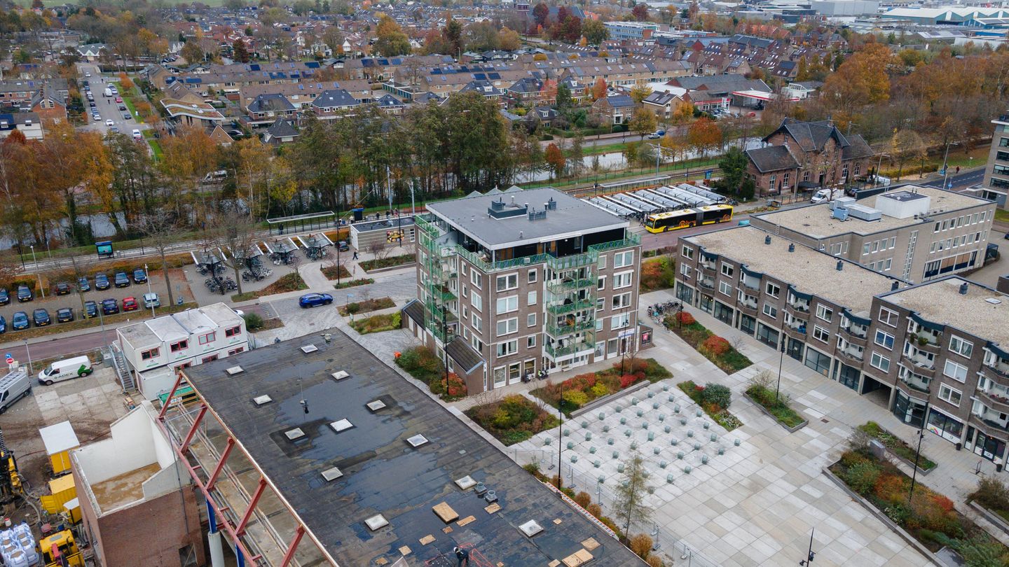 Photo 44 of Stationsweg 31