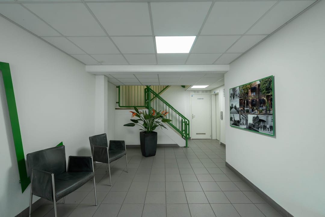 Photo 47 of Stationsweg 31