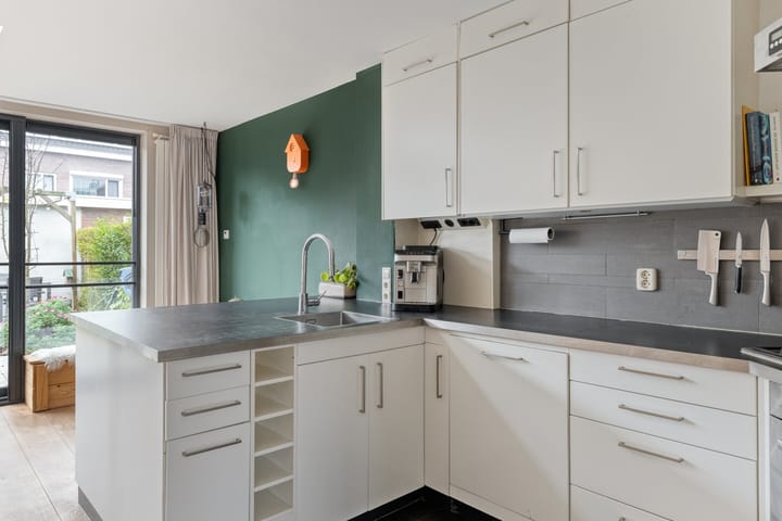 Photo 12 of Valeriusstraat 21