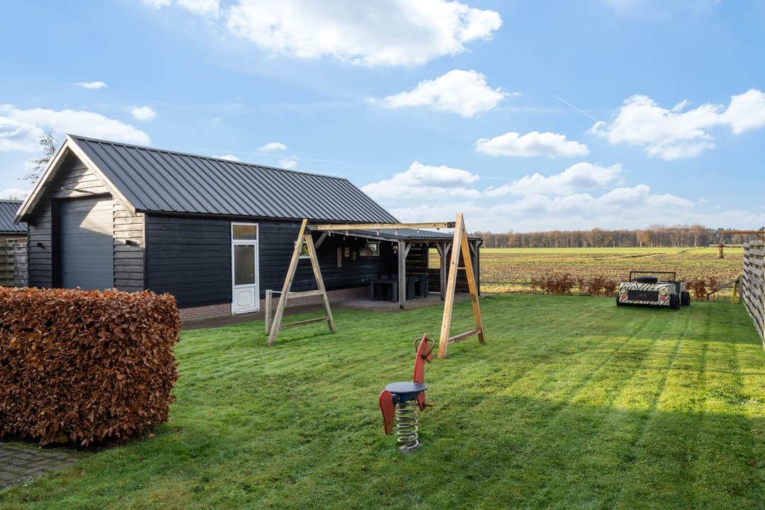 Photo 2 of Nieuwe weg 10