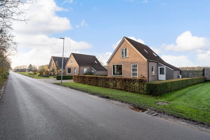 Foto 37 van Nieuwe weg 10