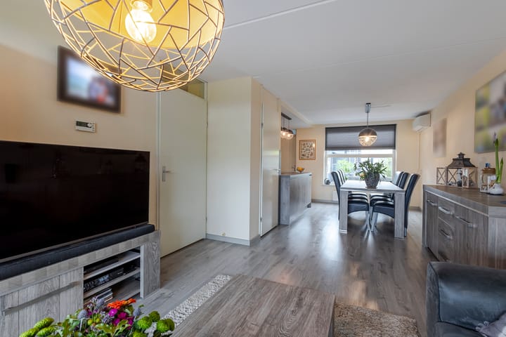 Foto 5 van Duizendbladstraat 6