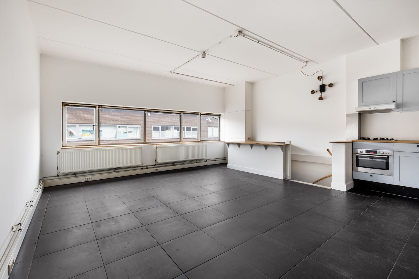 View photo 3 of IJweg 505-H