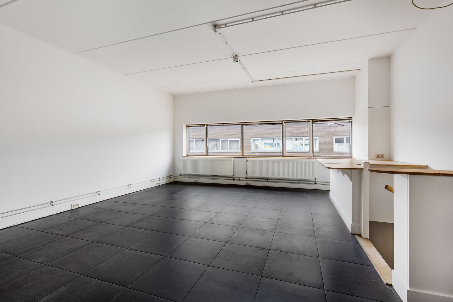 View photo 4 of IJweg 505-H