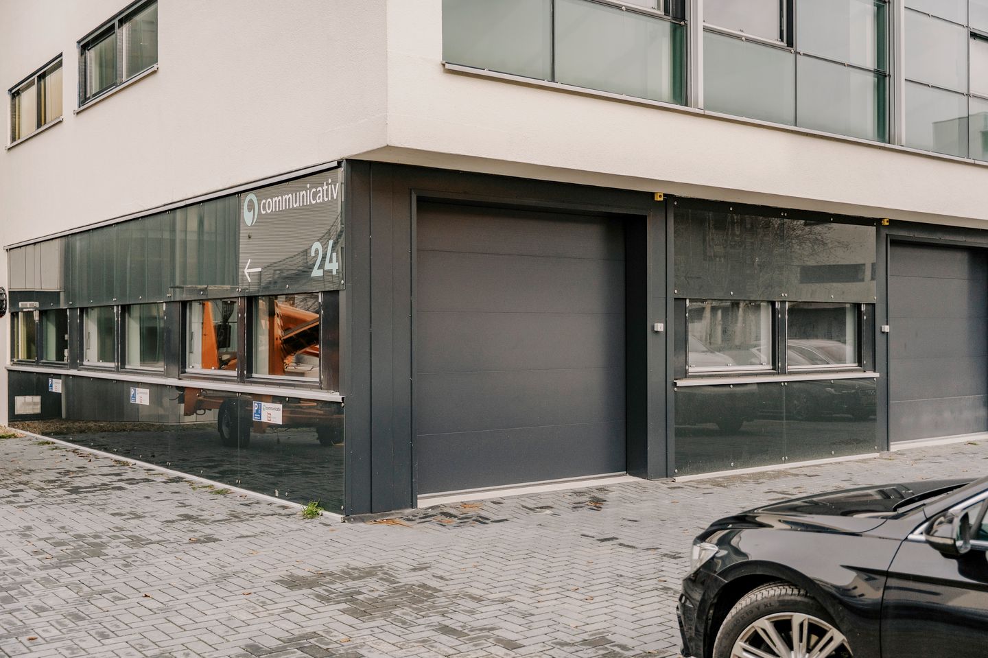 Bekijk foto 2 van Transistorstraat 24-D