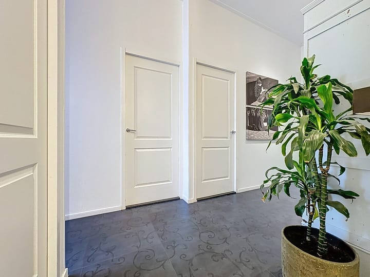 Photo 17 of Nassaustraat 18