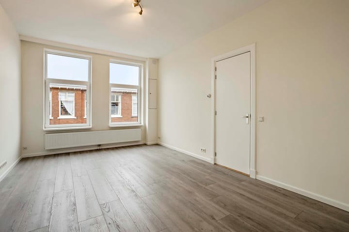 Photo 2 of Arnhemsestraat 51-A