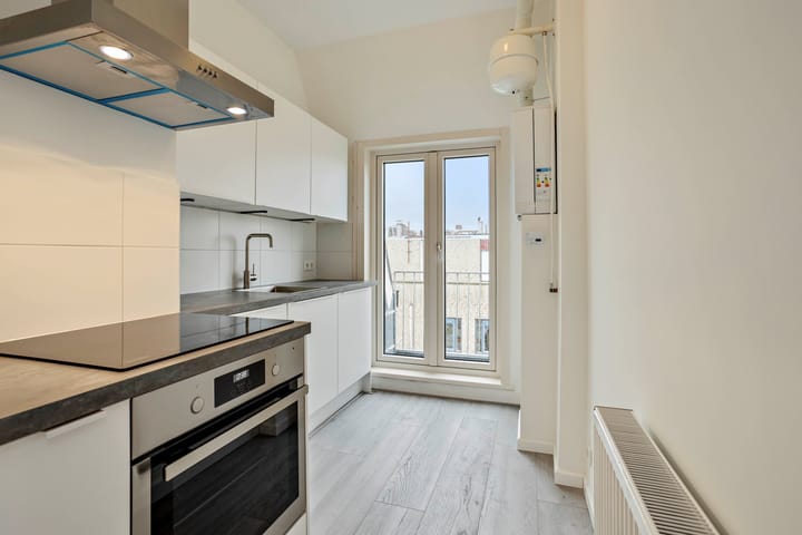 Photo 3 of Arnhemsestraat 51-A
