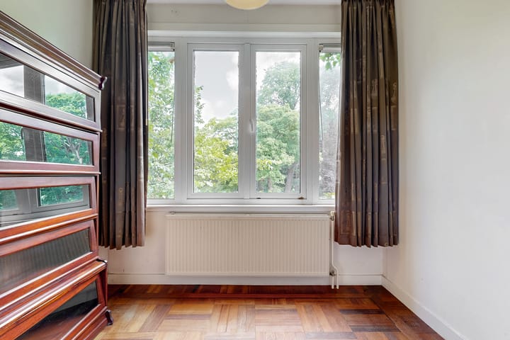 Foto 33 van Van Dorpstraat 26