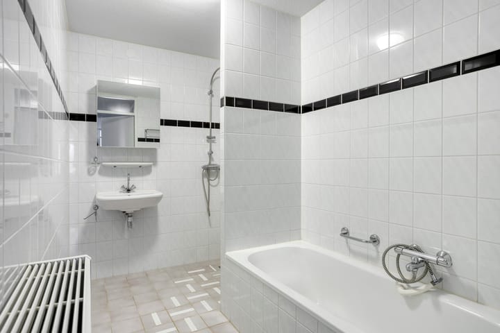 Photo 19 of Binnenluiendijk 30