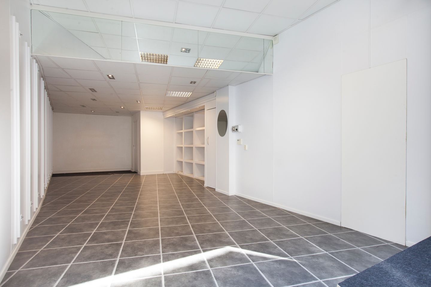 Bekijk foto 2 van Korte Groenendaal 12