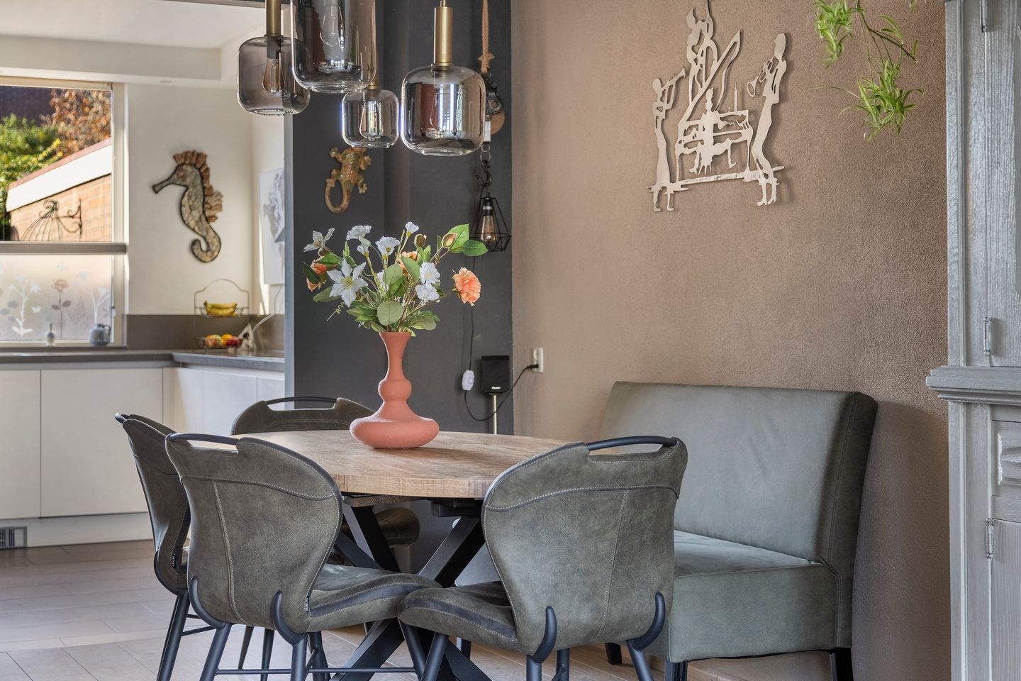 Foto 10 van Maasstraat 41