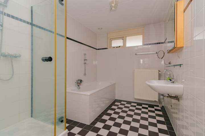 Photo 35 of Treslonglaan 69