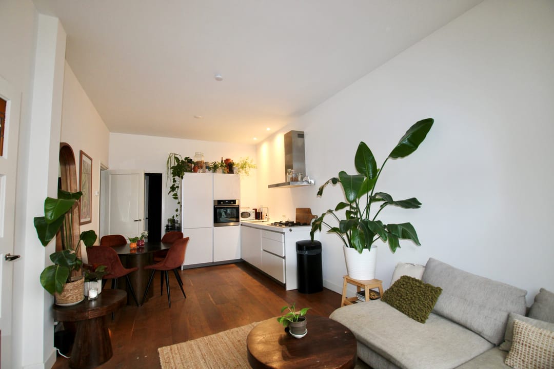 Photo 2 of Wouwermanstraat 47