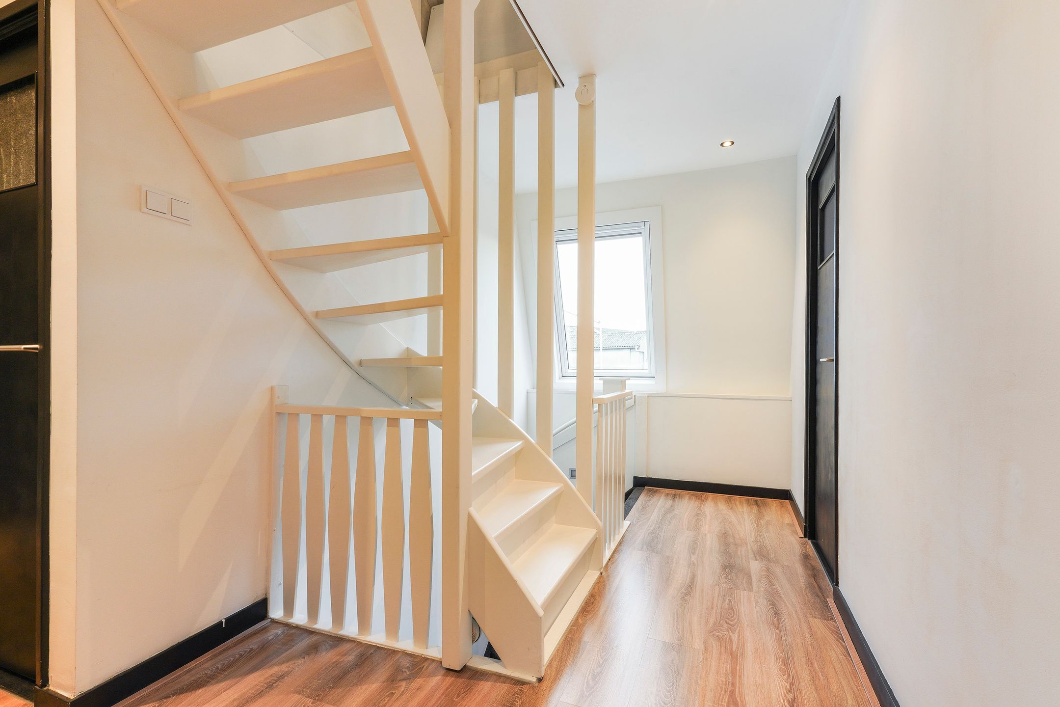 Foto 21 van Nicolaas Pieckstraat 12