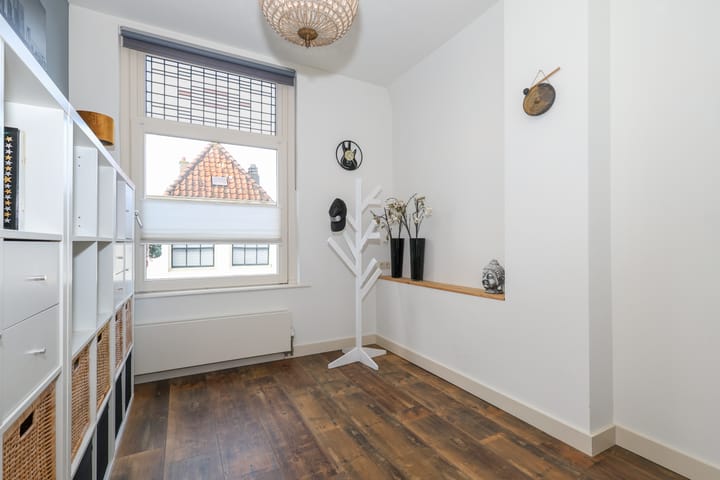 Foto 42 van Voorstraat 118