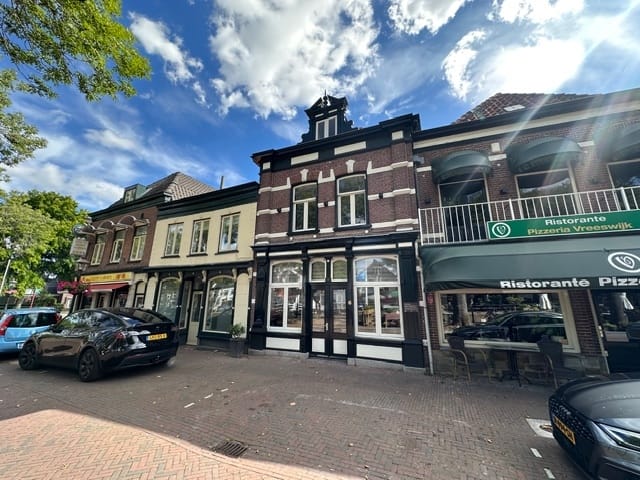 Bekijk foto 3 van Oude Sluis 6