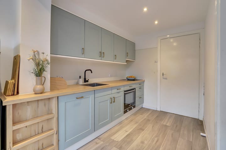 Foto 9 van Schenck van Nijdeggenstraat 15