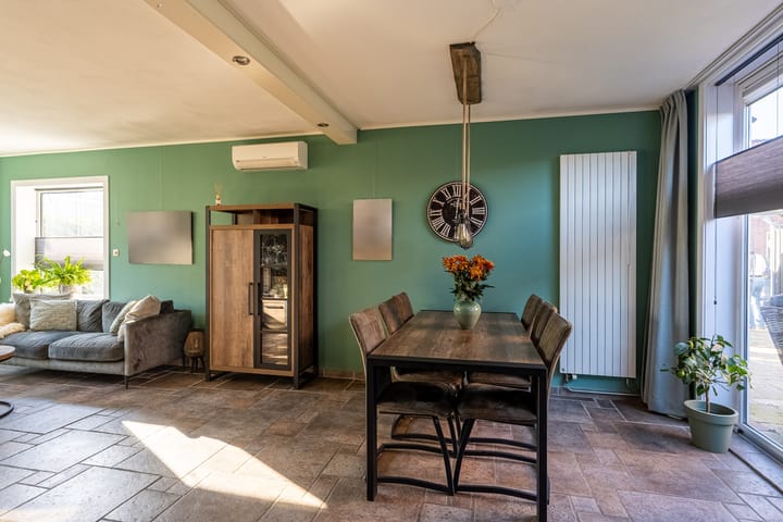 Photo 5 of Hendrik van Naaldwijkstraat 9