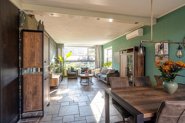 Photo 6 of Hendrik van Naaldwijkstraat 9