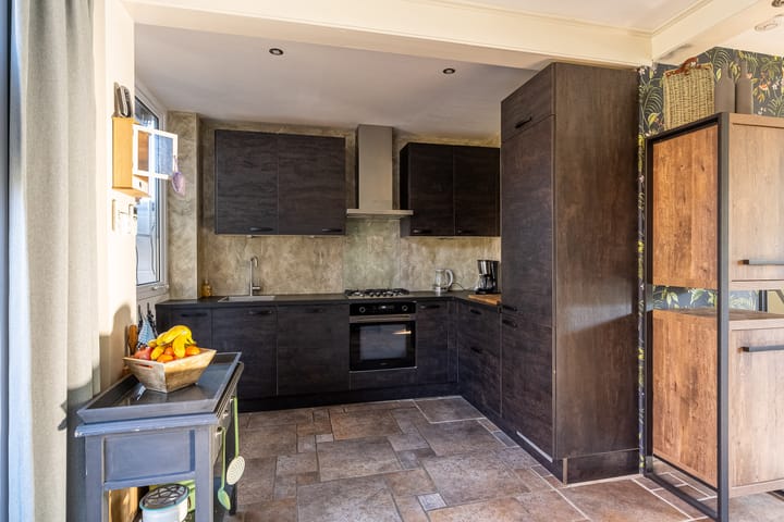 Photo 7 of Hendrik van Naaldwijkstraat 9