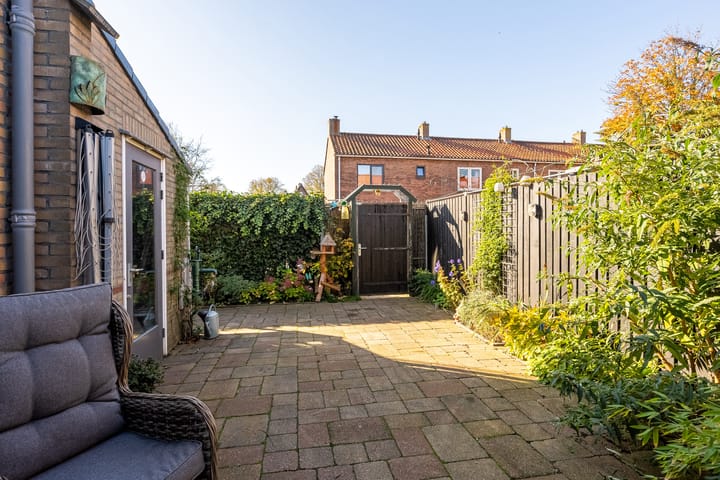 Photo 12 of Hendrik van Naaldwijkstraat 9