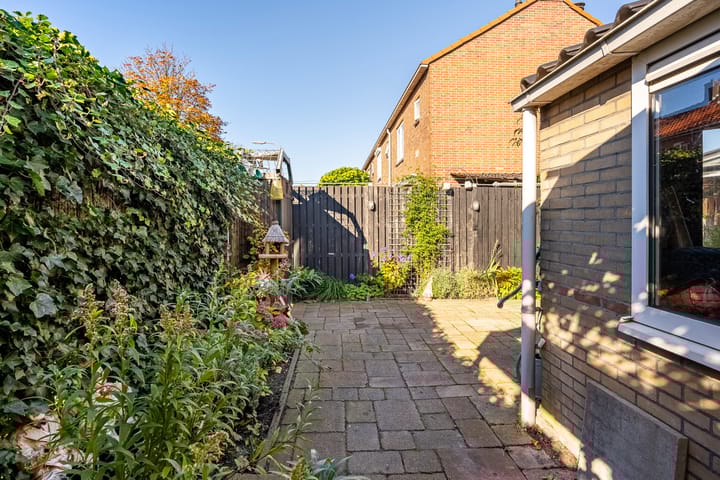 Photo 16 of Hendrik van Naaldwijkstraat 9