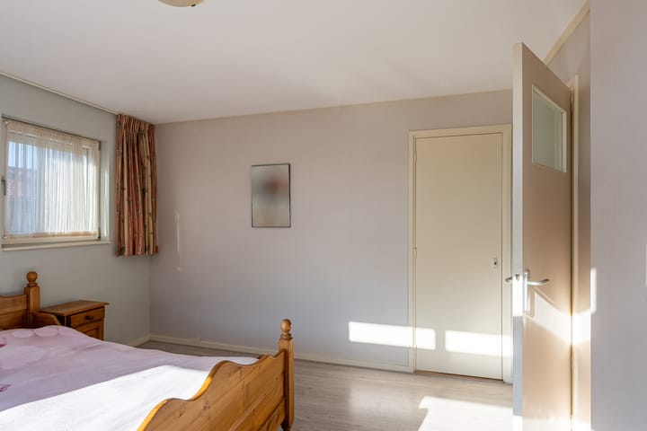 Photo 27 of Hendrik van Naaldwijkstraat 9