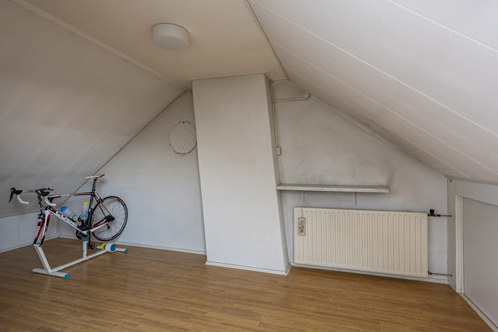 Photo 33 of Hendrik van Naaldwijkstraat 9