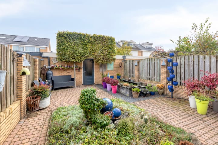 Photo 4 of Nijvelstraat 19