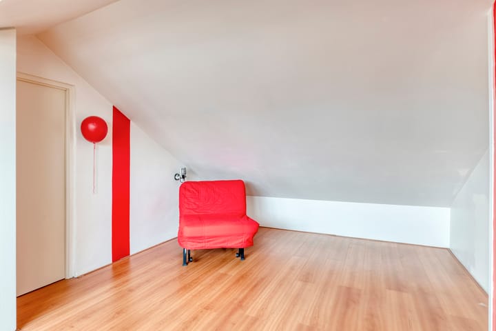 Photo 23 of Nijvelstraat 19