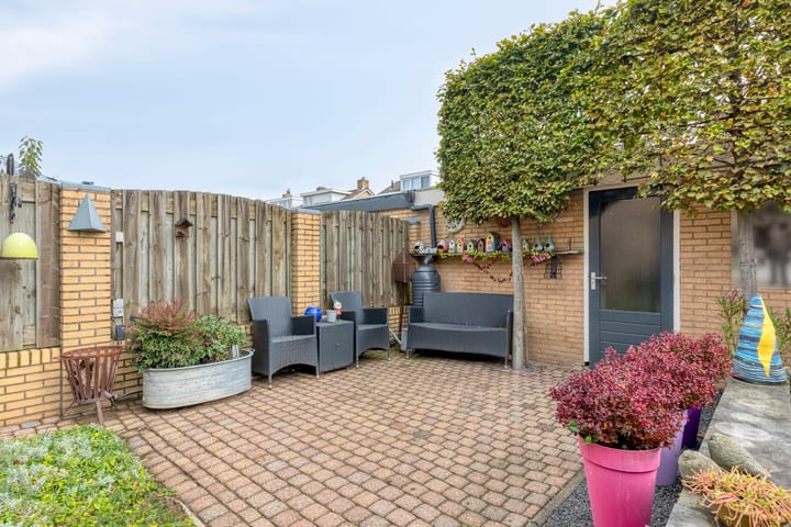 Photo 27 of Nijvelstraat 19