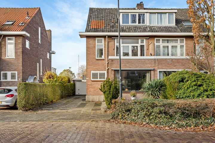 Photo 8 of Valkenierslaan 335