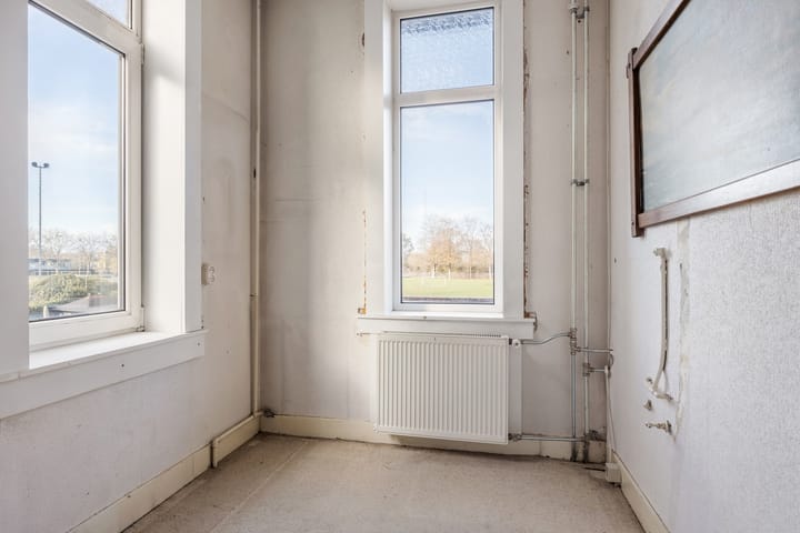 Photo 26 of Valkenierslaan 335