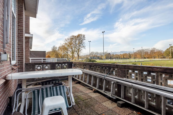 Photo 30 of Valkenierslaan 335