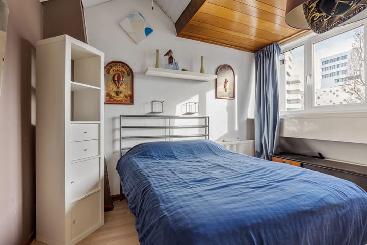 Photo 34 of Valkenierslaan 335