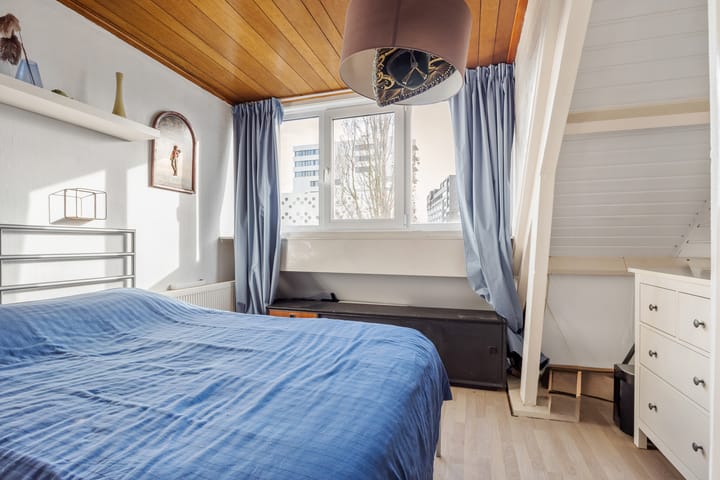 Photo 35 of Valkenierslaan 335