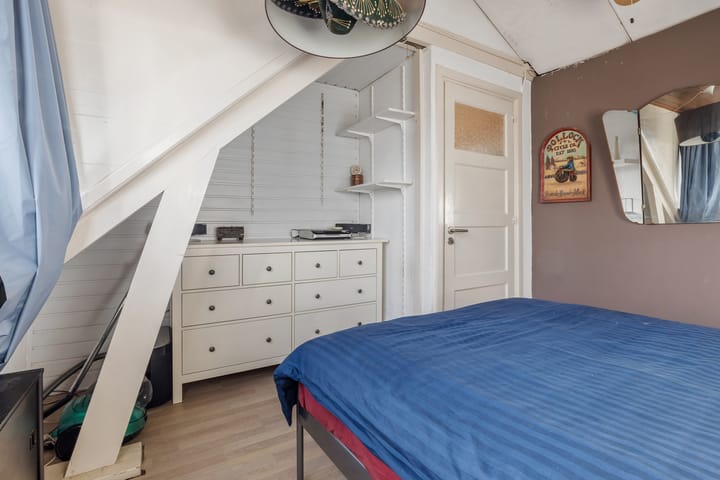 Photo 36 of Valkenierslaan 335