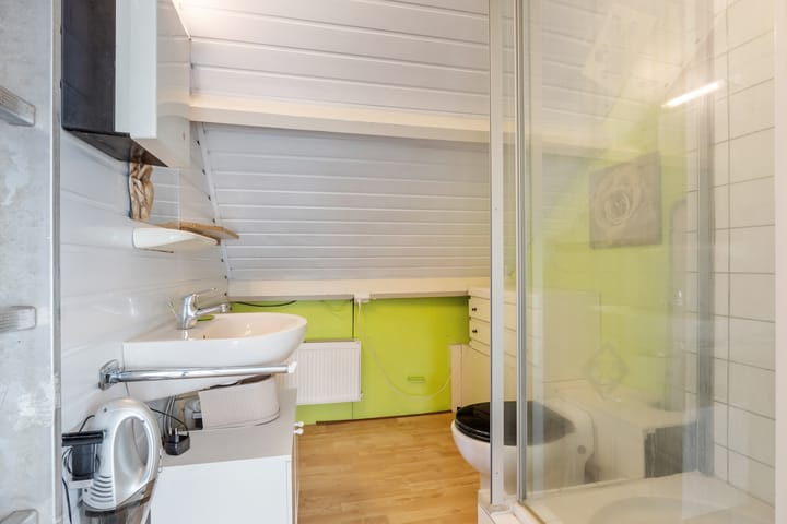 Photo 37 of Valkenierslaan 335