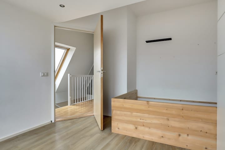 Foto 31 van Deltastraat 16