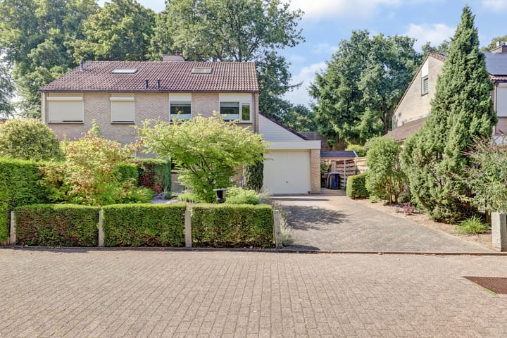 Foto 1 van Naaldhof 10