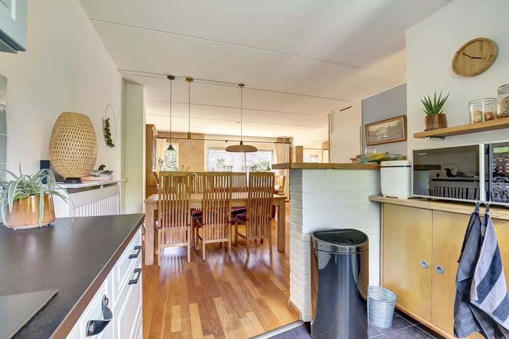 Foto 10 van Naaldhof 10