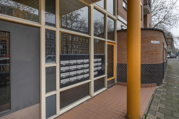 Foto 8 van Oranjeboomstraat 234-G