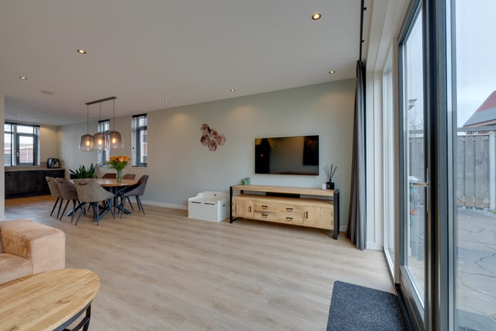 Foto 18 van Bloementuin 8