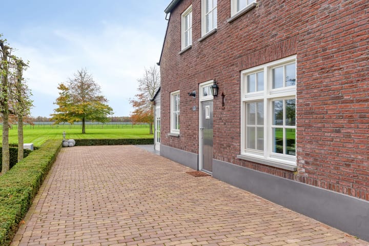 Photo 5 of Nistelrodesedijk 19