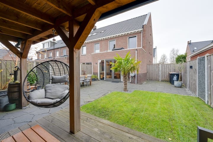 Foto 33 van Bloementuin 8