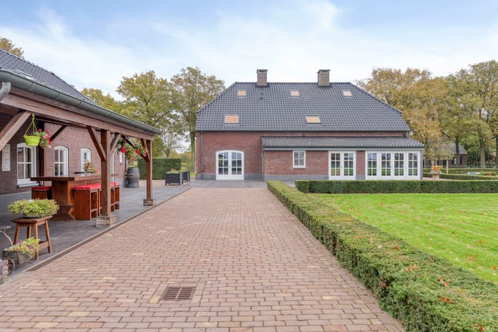 Photo 48 of Nistelrodesedijk 19