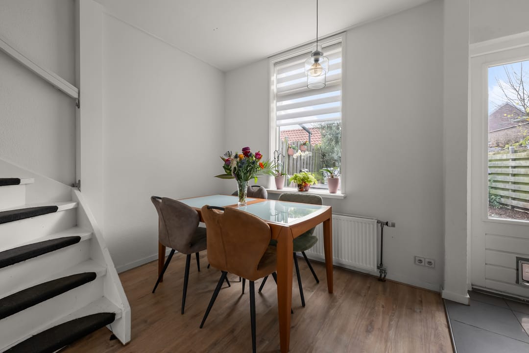 Foto 8 van De Ruijterstraat 17