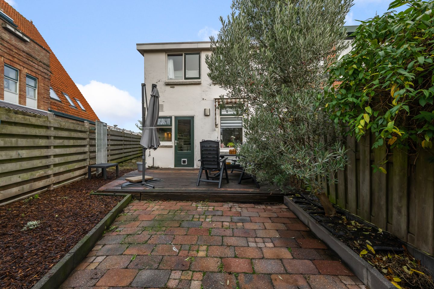 Foto 20 van De Ruijterstraat 17