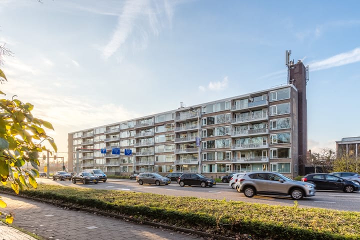 Foto 8 van Mr. F.A. van Hallweg 80